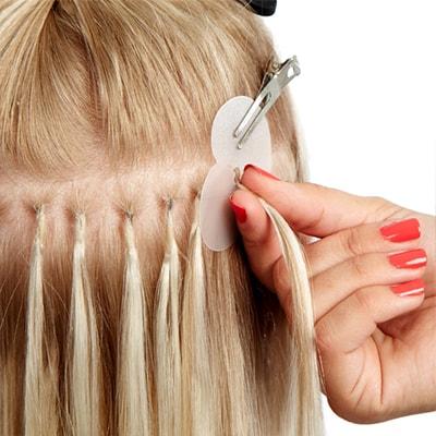 Applicering av nail hair extensions Steg 7