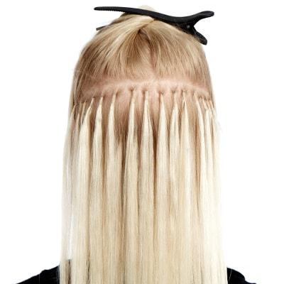Applicering av nail hair extensions Steg 8